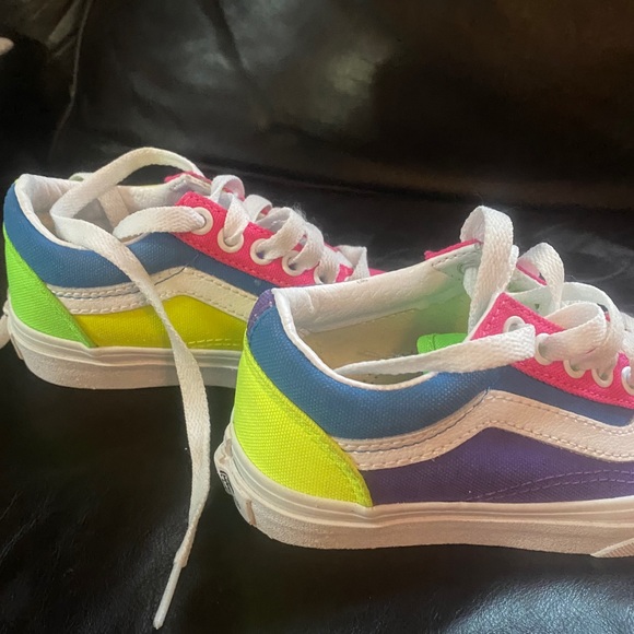 Kids size 11 Vans - Picture 3 of 3